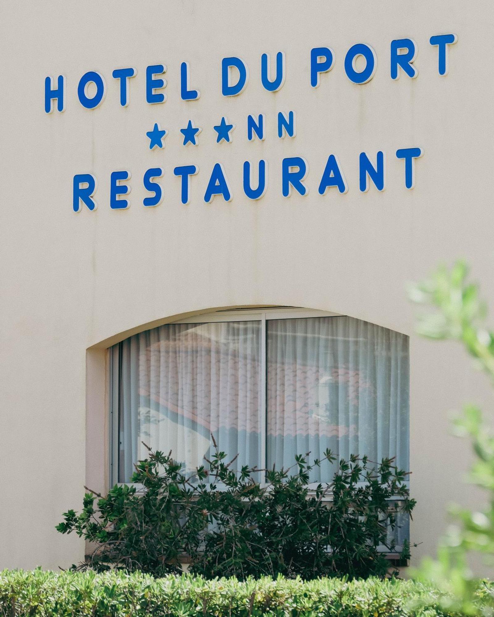 Hotel Du Port Canet-en-Roussillon Exterior photo